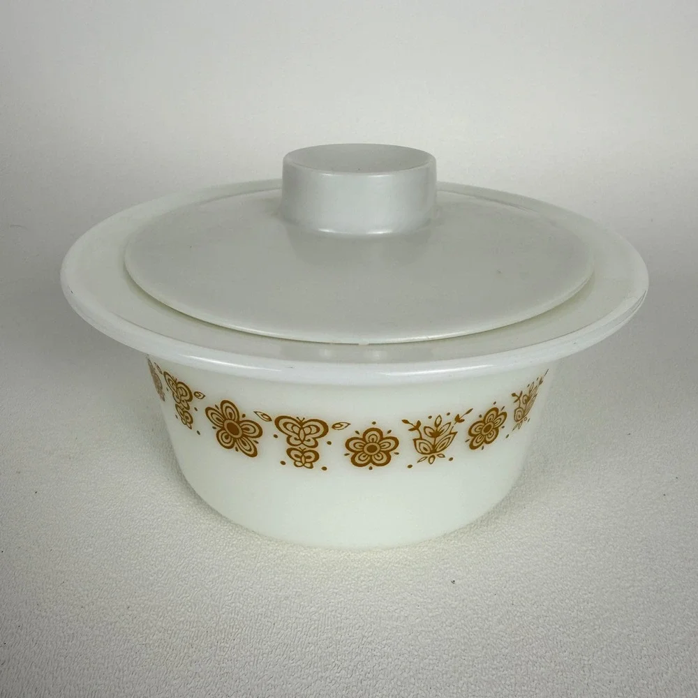 Pyrex Covered Refrigerator Dish with lid Butterfly Gold Milk Glass White Gold